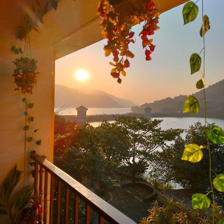 Апартаменты Portofino Лаваса Экстерьер фото